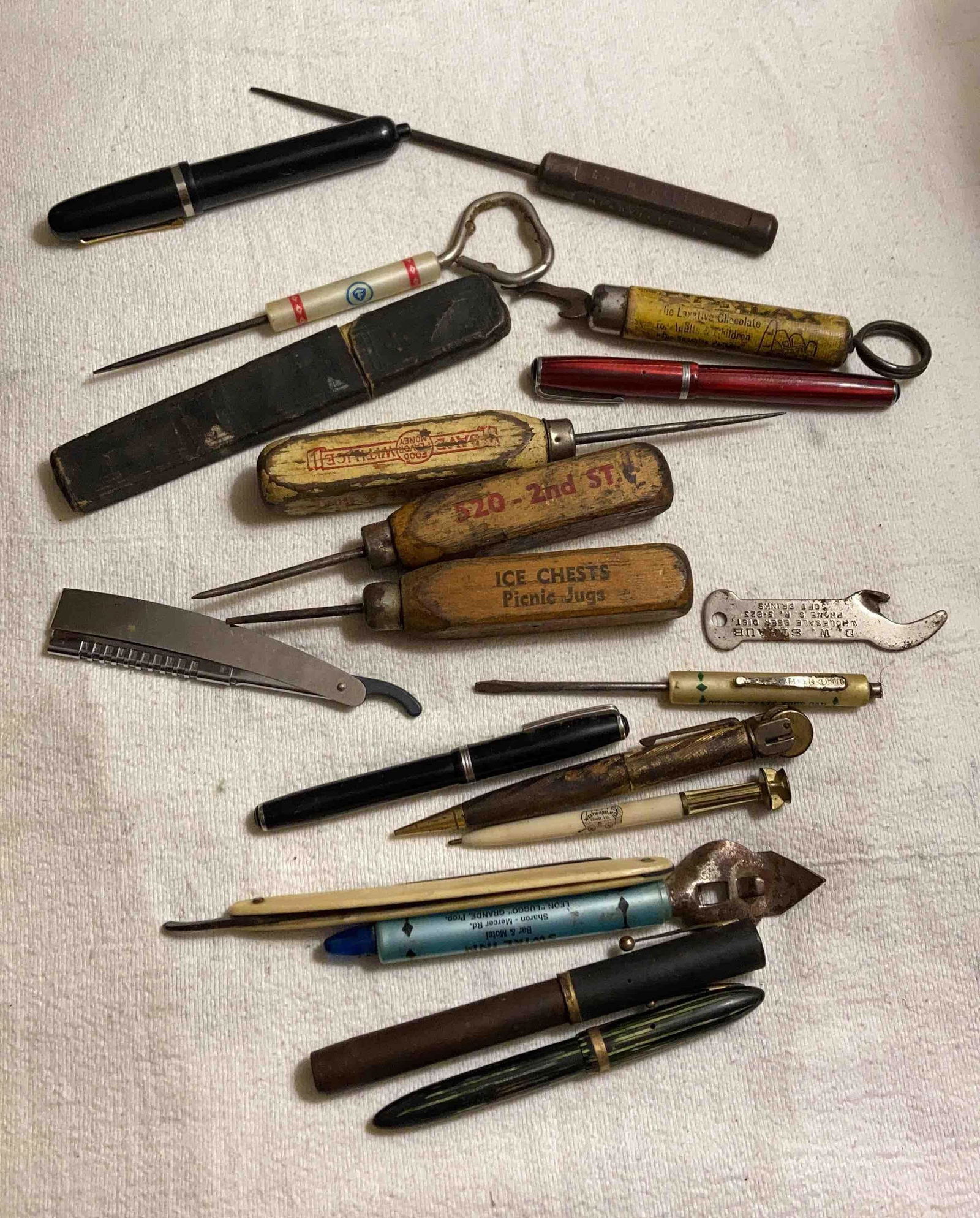 LOT OF ICE PICKS, BOTTLE OPENERS, STRAIGHT RAZORS AND OTHER SMALLS (1 of 7)