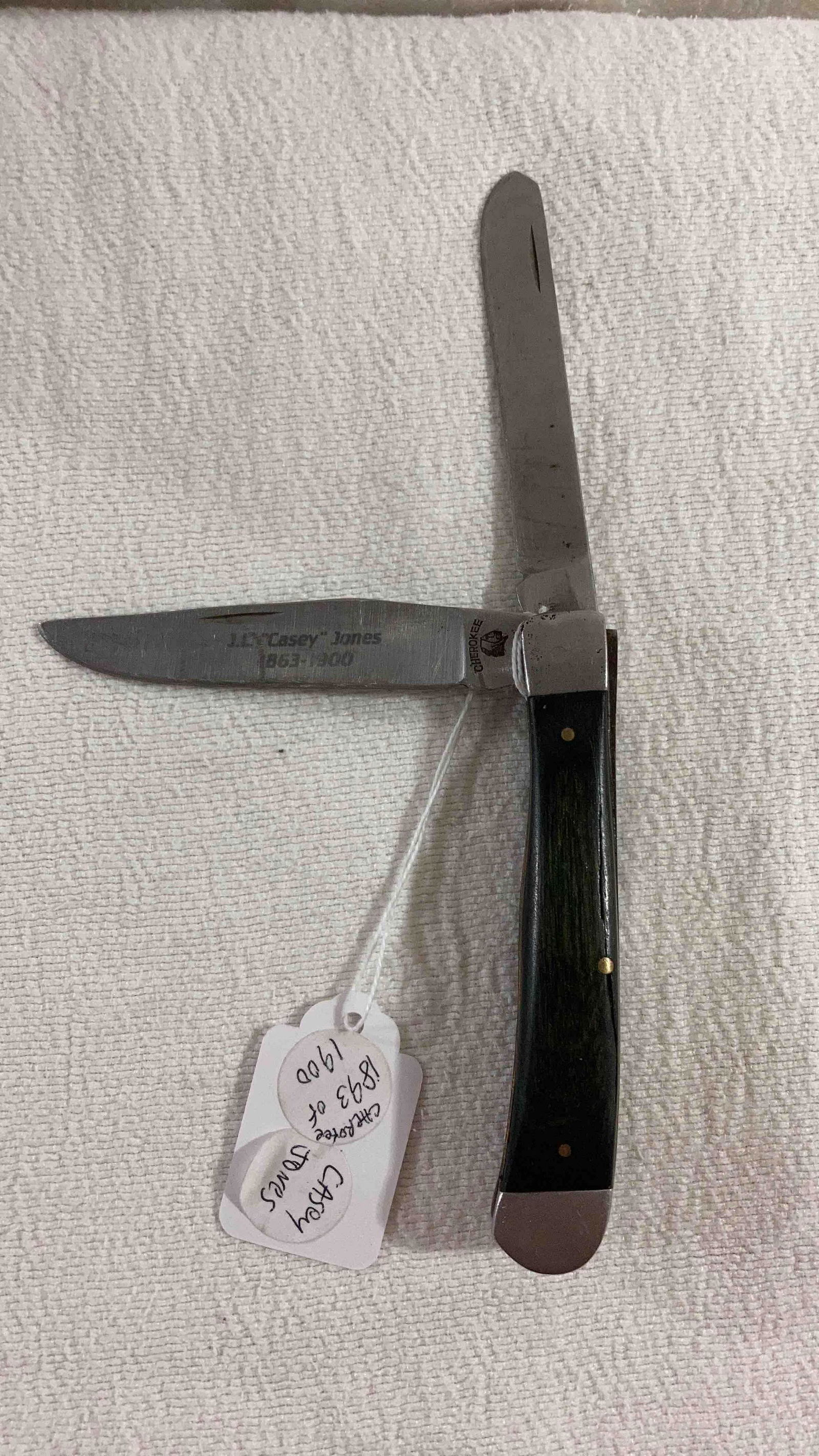 CASEY JONES CHEROKEE POCKET KNIFE (1 of 5)