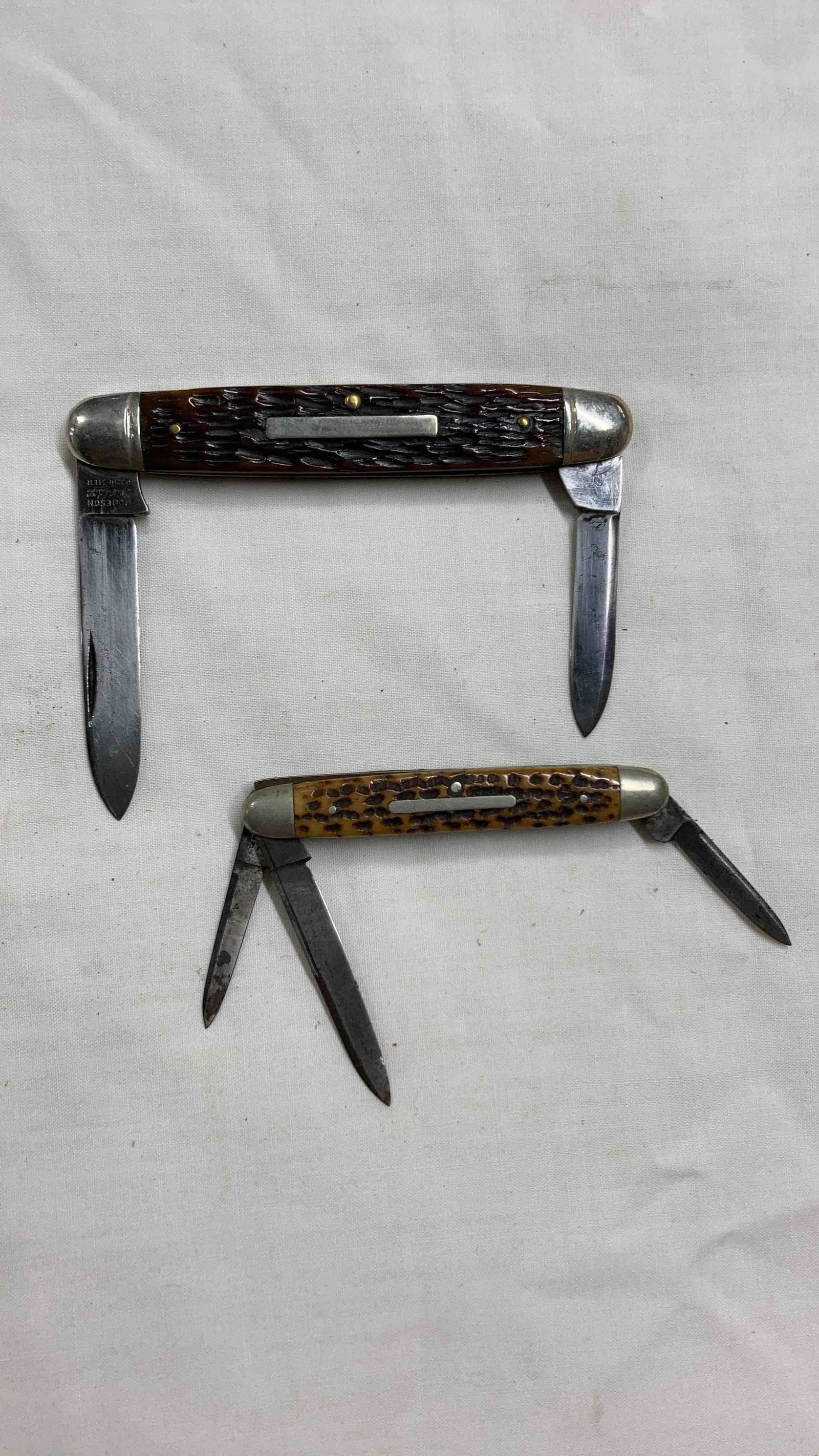 Robeson Q & Holley MFG Co. pocket knives (1 of 6)