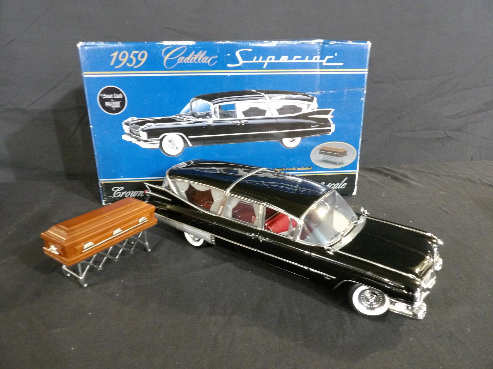 SUNSET COACH 1959 CADILLAC SUPERIOR CROWN ROYALE LIMOUSINE HEARSE W/ CASKET (1 of 8)