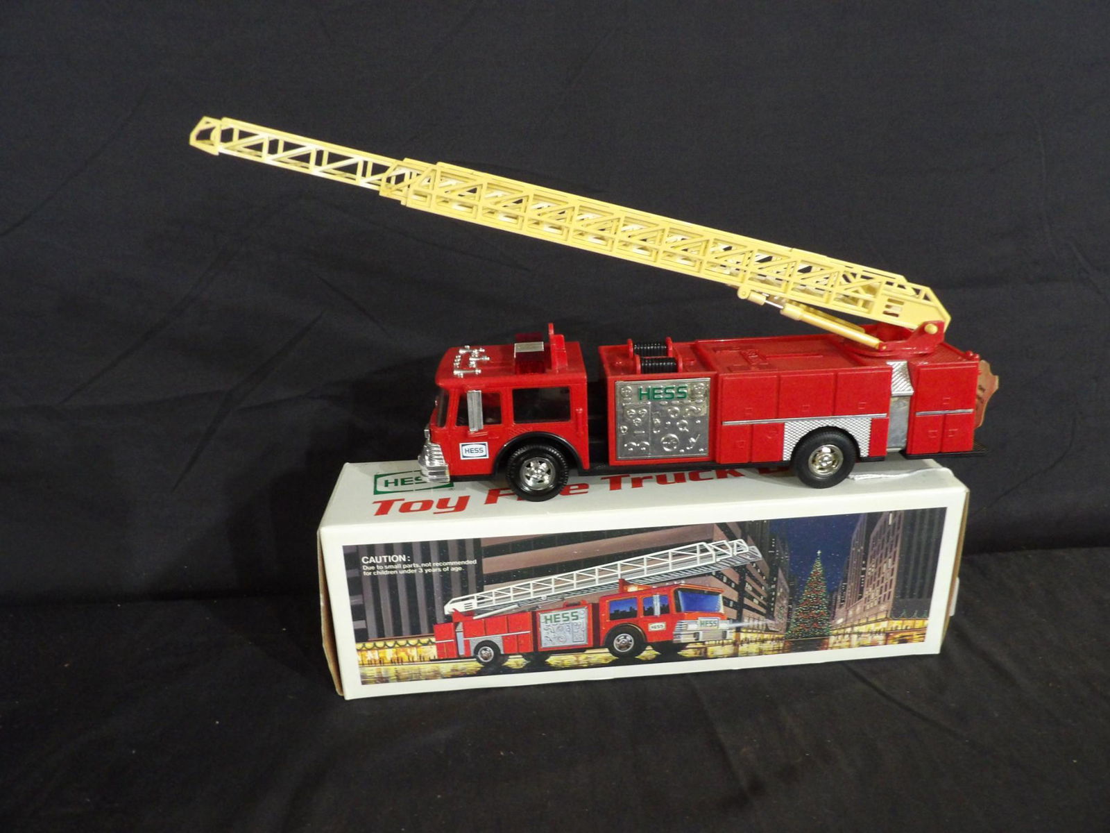HESS TOY FIRE TRUCK BANK REPLICA (1 of 5)