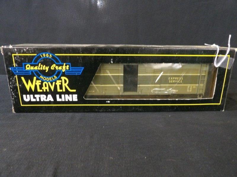 WEAVER ULTRA LINE UNION PACIFIC DOUBLE DOOR STEELSIDE 3 RAIL BOX CAR (1 of 3)