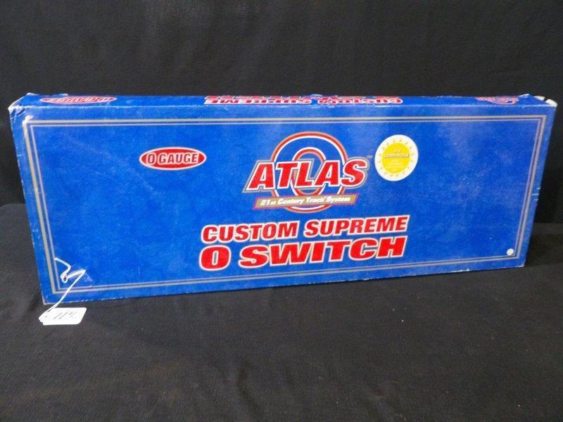 ATLAS CUSTOM SUPREME O SWITCH O72/054 CURVED SWITCH RIGHT: IN ORIGINAL PACKAGING O SCALE 6078