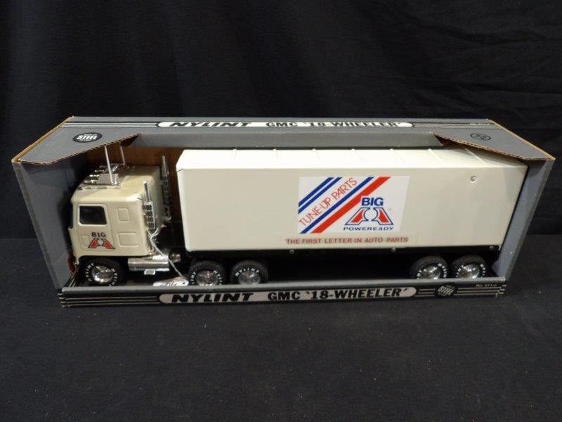 NYLINT BIG A AUTO PARTS ADVERTISING GMC 18-WHEELER (1 of 4)