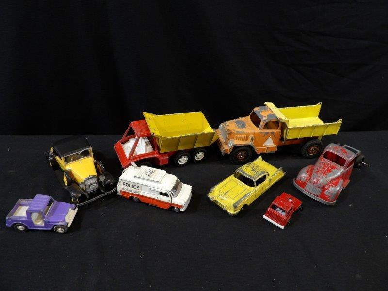 LOT OF 8 VARIOUS SCALE MODEL REPLICA TOYS INC. HUBLEY, DINKY AND STRUCTO (1 of 5)