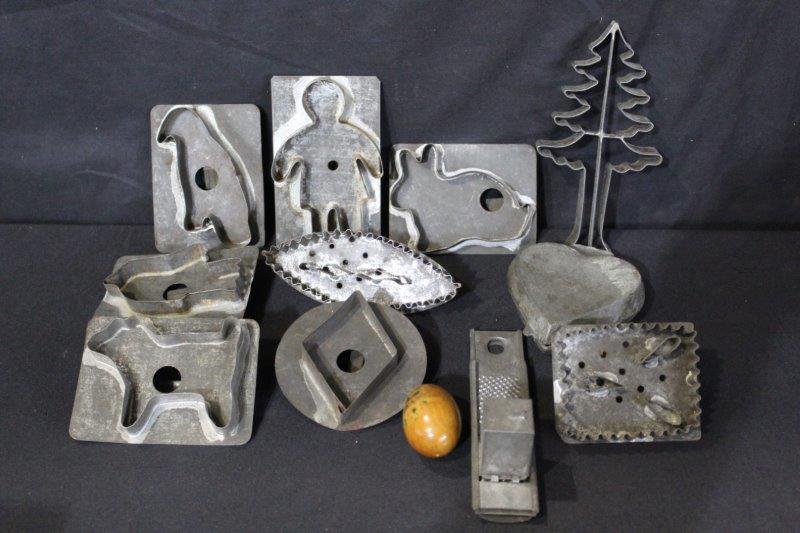 Early Tin Cookie Cutters (1 of 4)