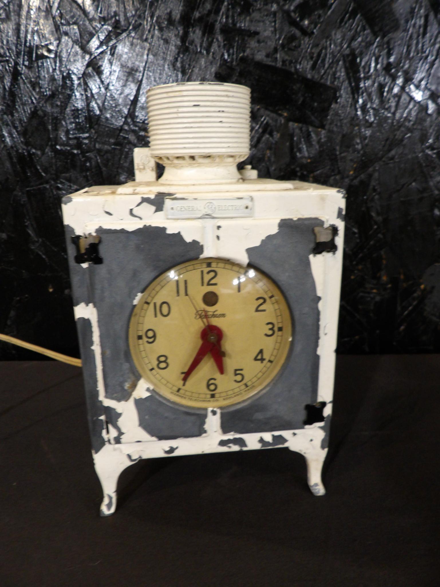 General Electric Telechron Clock (1 of 9)