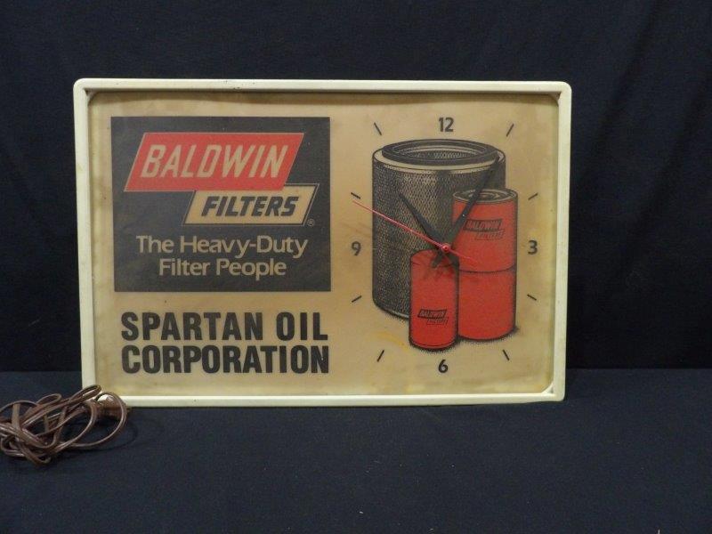 Baldwin Filters acrylic lighted clock (1 of 5)