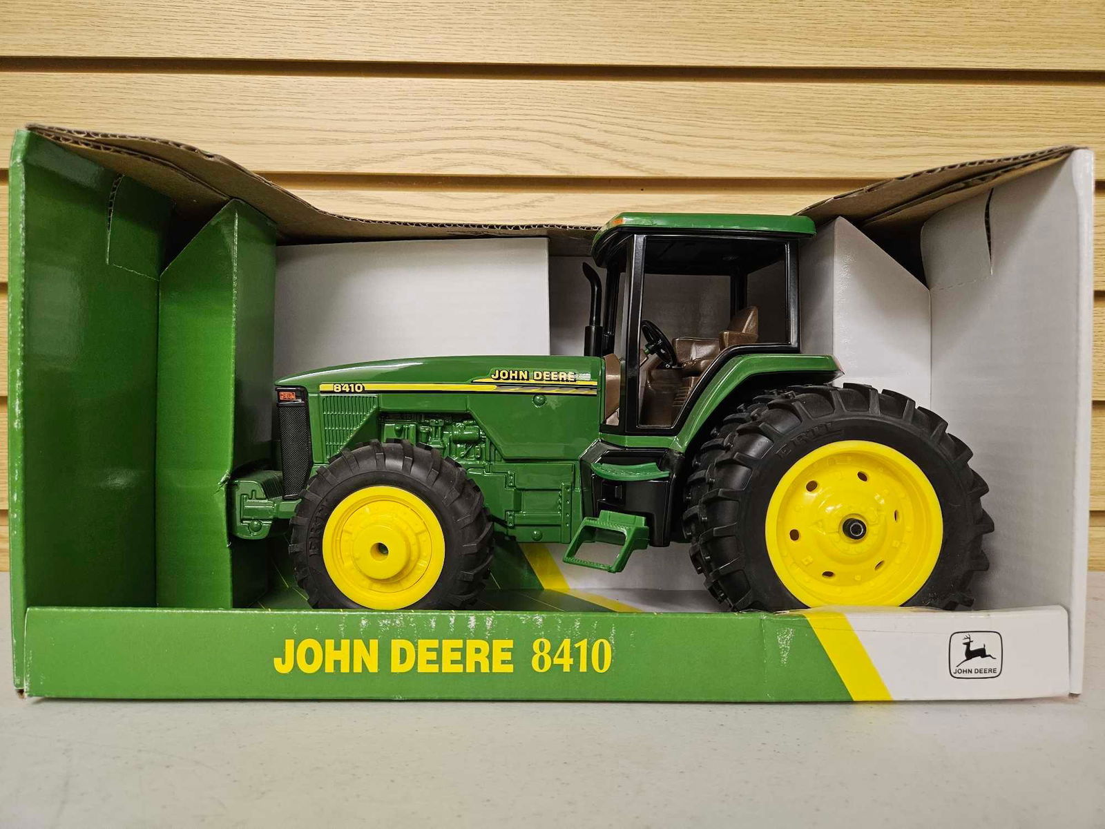 John Deere 8410 Tractor: 1/16 scale