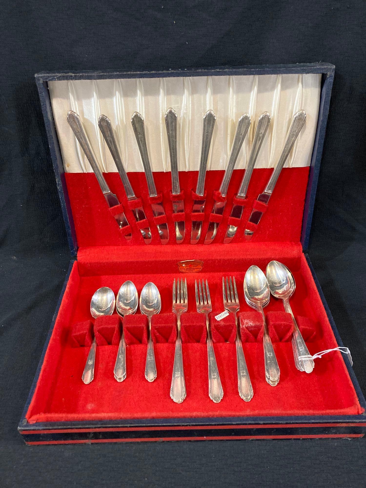 Wm A.Rogers Utensil Set: Oneida Includes serving spoons, forks, butter knives, and more. 29 pieces in this set.
