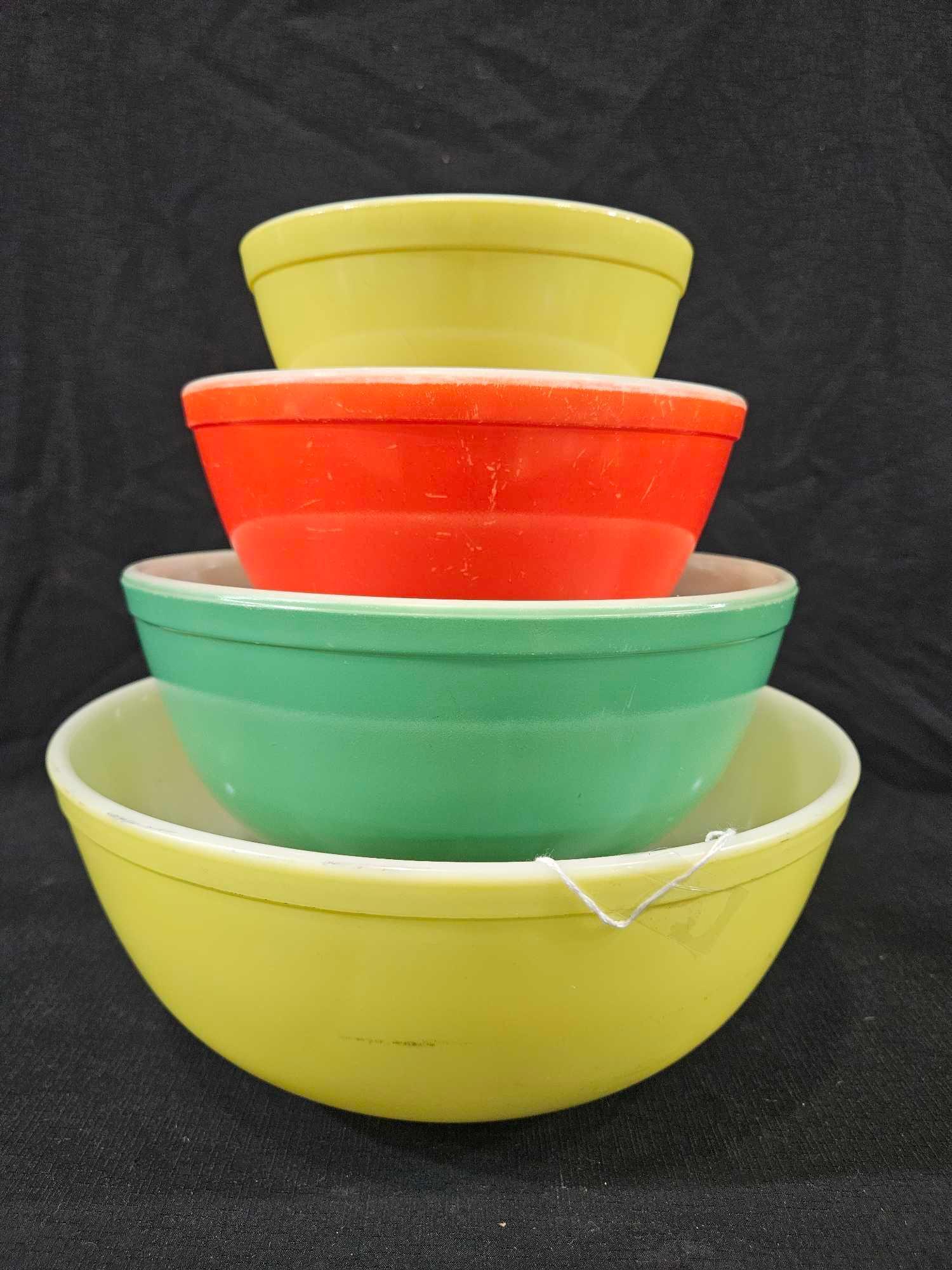 Vintage Pyrex Primary Colors Nesting Bowl Set (1 of 4)