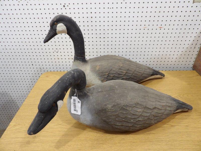 Vintage Carry Lite Goose Field Decoys  Milwaukee WI USA (1 of 11)