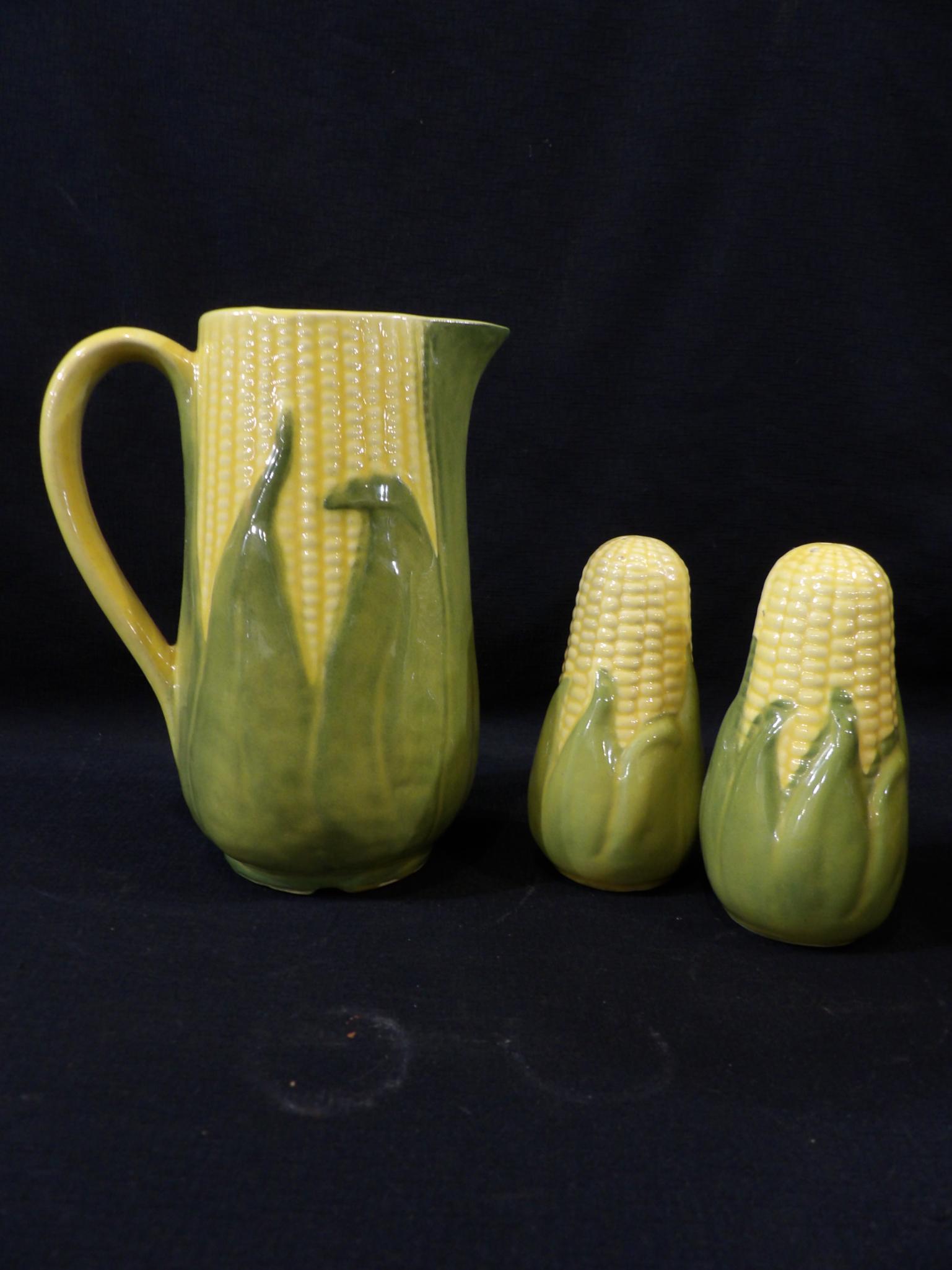 Roseville Brown Pinecone Handled Basket & Shawnee Pottery Corn King Water Pitcher w/ S & P (1 of 15)