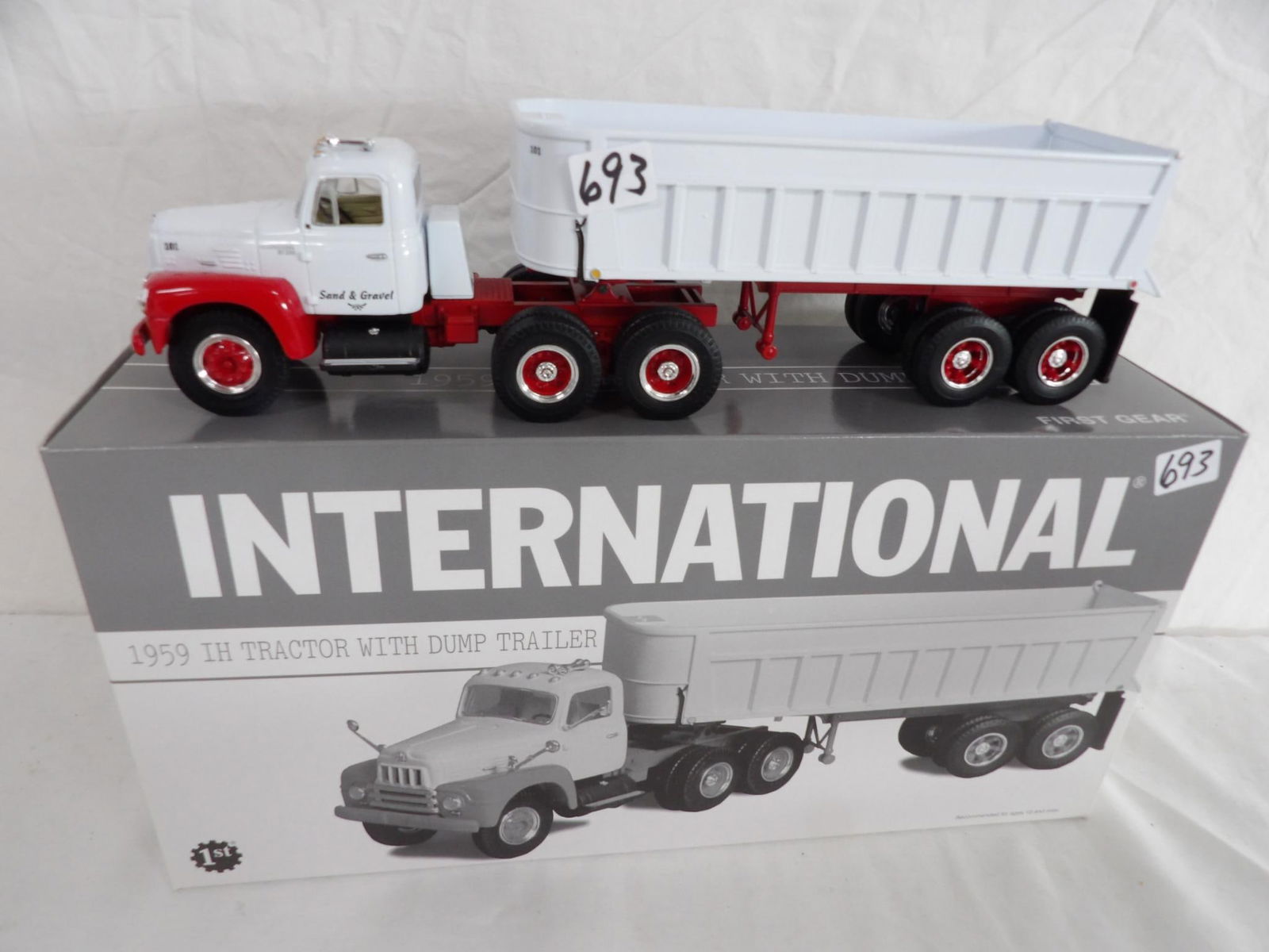 1959 IH TRACTOR W DUMP (1 of 1)