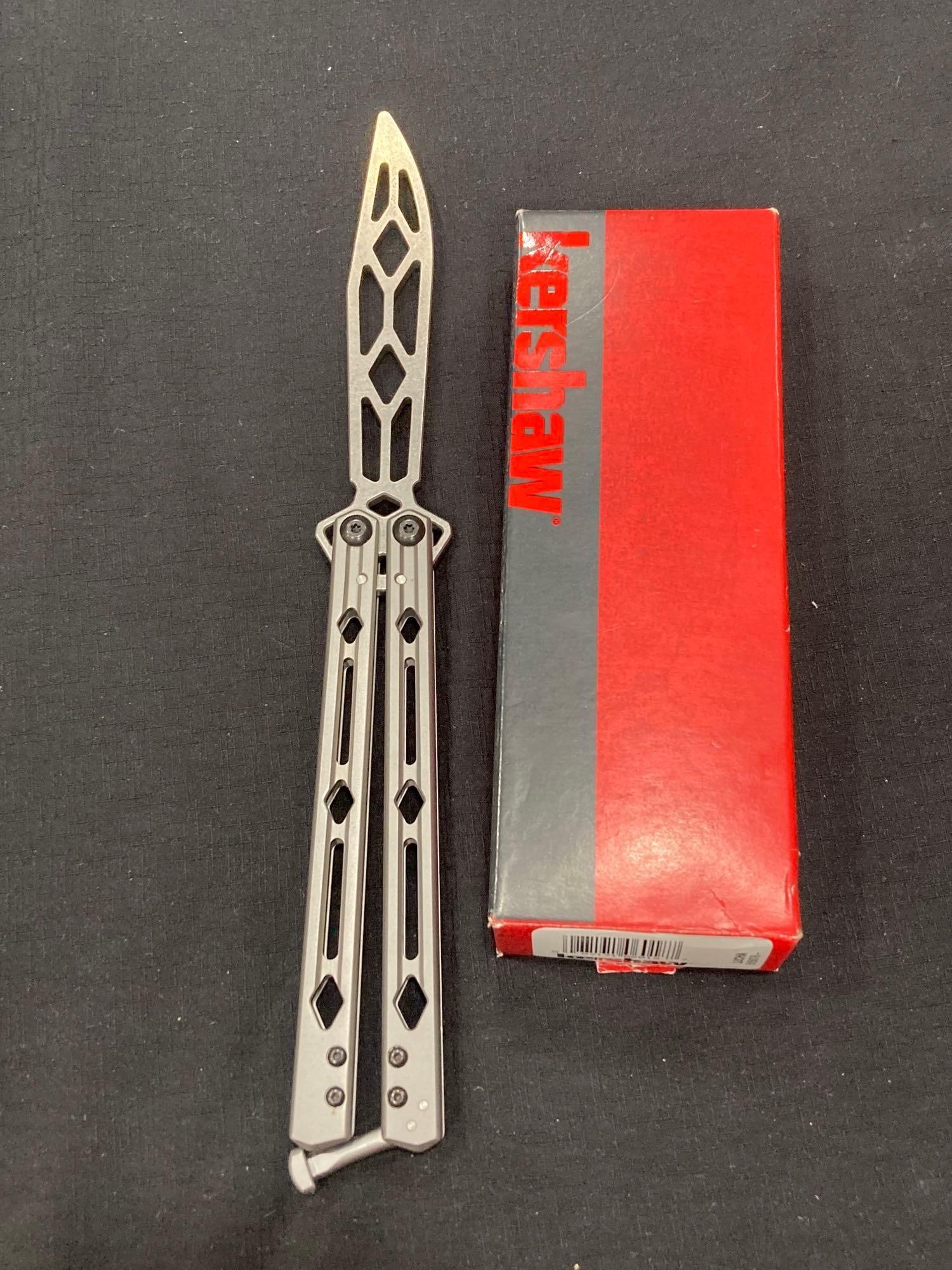 Kershaw Lucha Butterfly Knife Trainer (1 of 4)