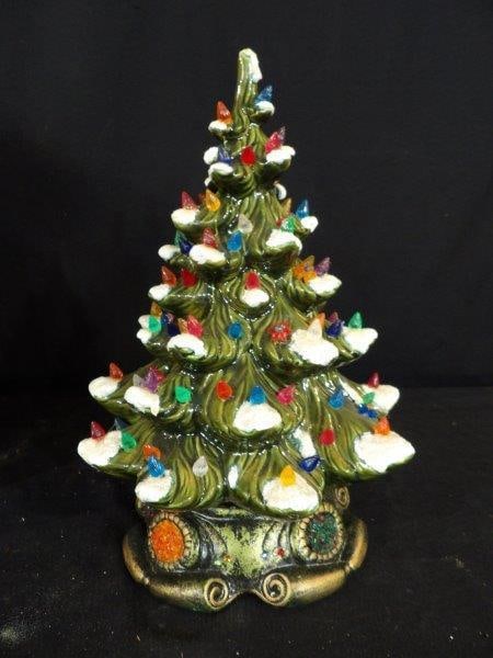 CERAMIC CHRISTMAS TREE: 18 IN TALL WIND UP MUSICAL TREE, TOP TIP IS BROKEN