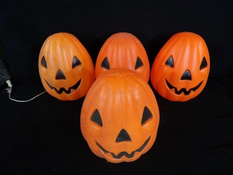 EMPIRE PUMPKIN BLOW MOLDS (1 of 6)