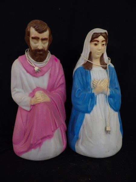 EMPIRE NATIVITY MARY AND JOSEPH BLOW MOLD (1 of 5)