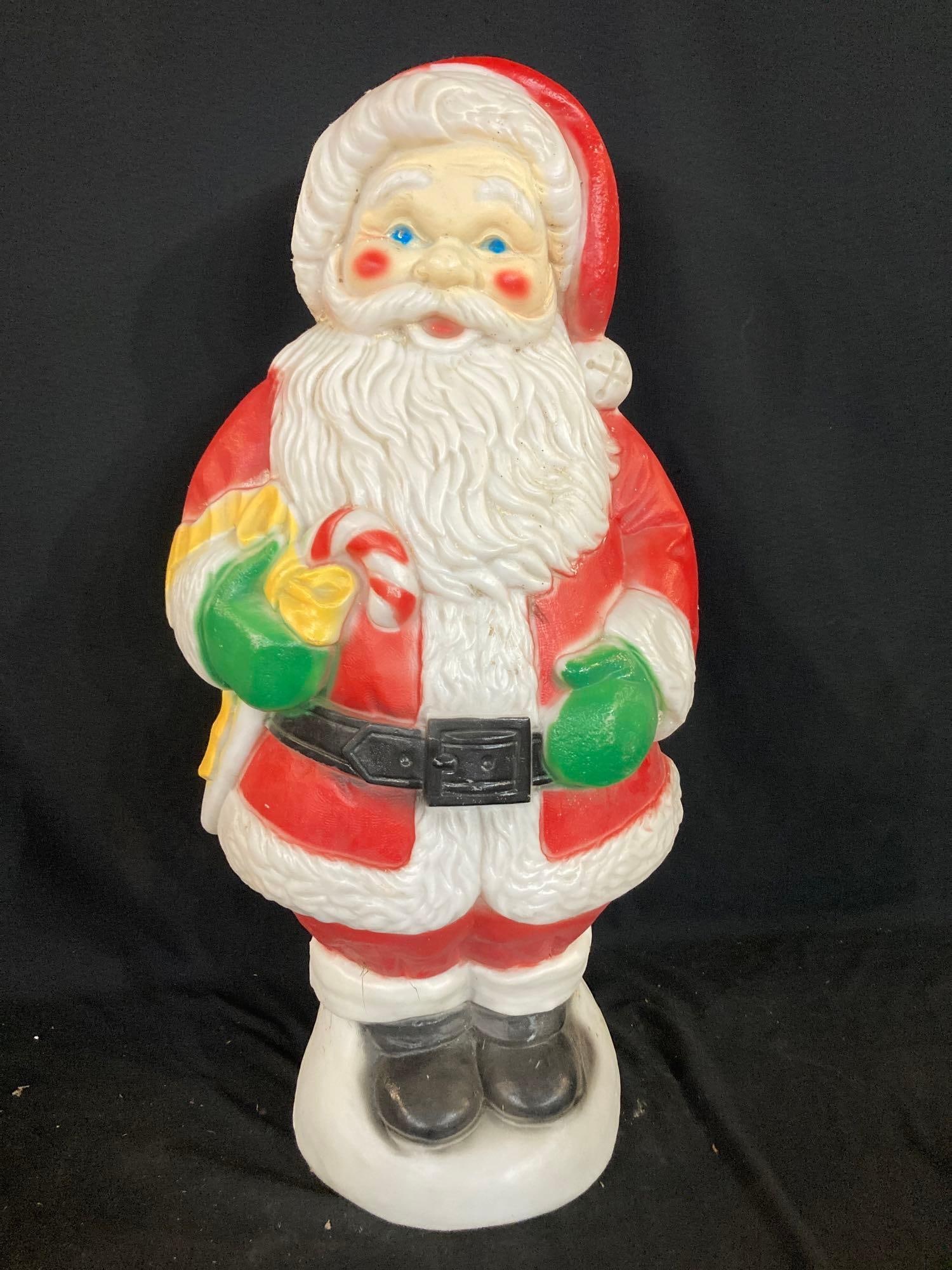 COLORFUL SANTA BLOW MOLD (1 of 5)