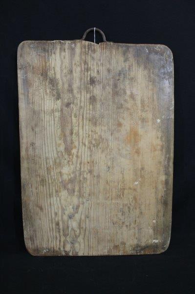 Large Primitive Wooden Chopping Board (1 of 4)