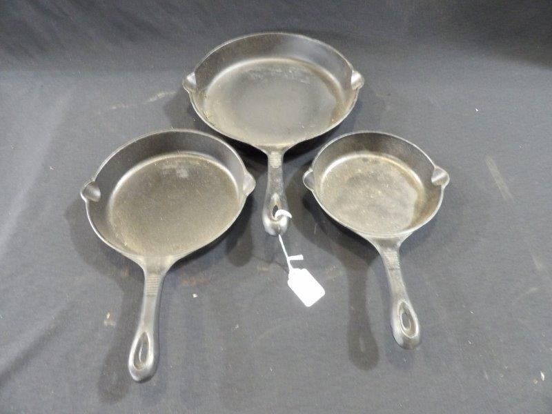 SET OF 3 CAST IRON SKILLETS: NEWER SKILLETS, 6.5, 8, AND 10 INCHES