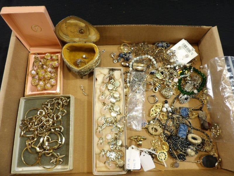 Vintage jewelry shop lots for sale