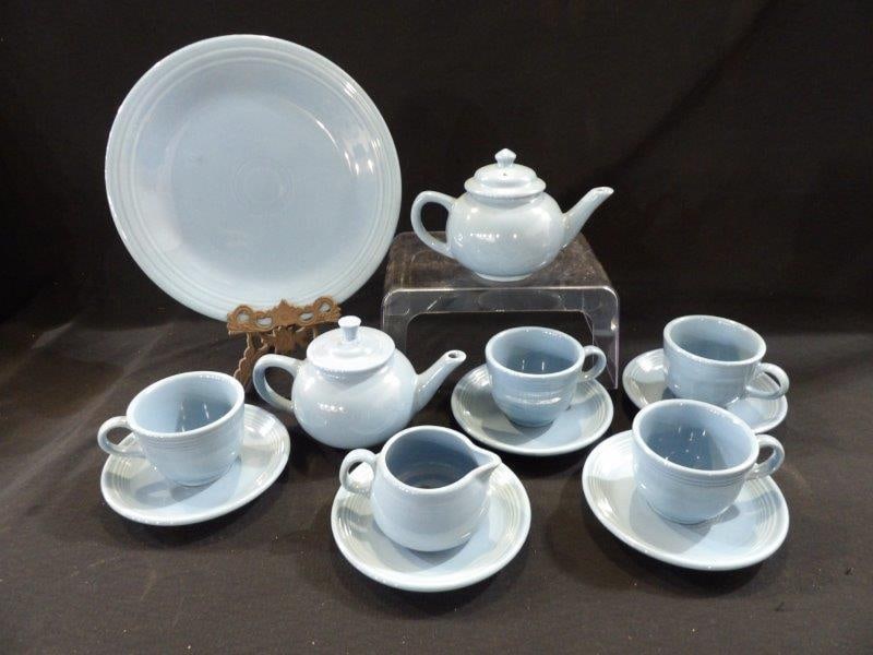 FIESTA WARE RETIRED PERIWINKLE DISHES (1 of 6)