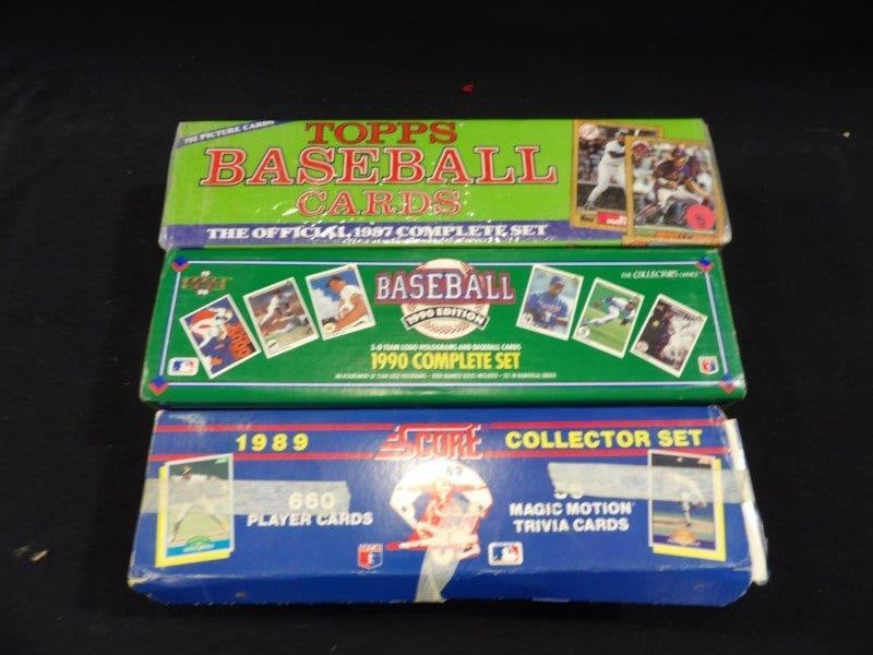 TOPPS, SCORE & UPPER DECK BASEBALL CARDS (1 of 4)