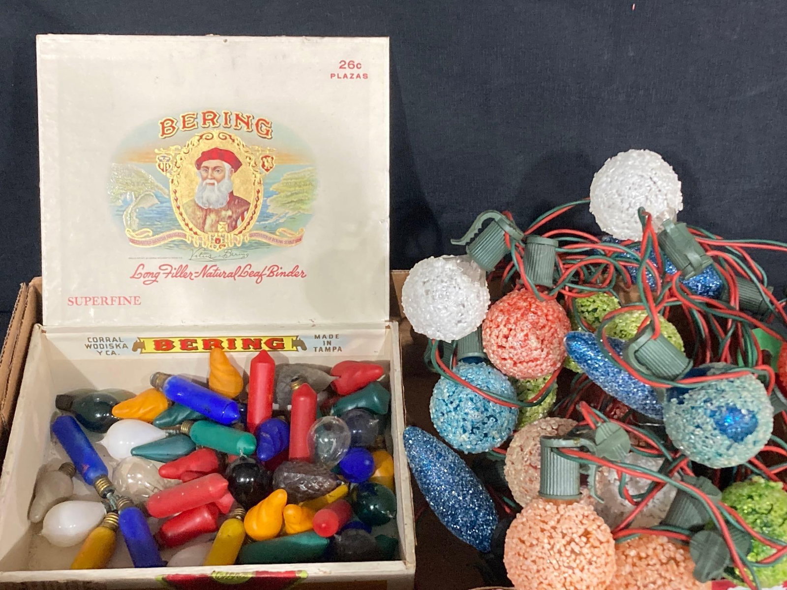 VINTAGE ICED CRYSTAL CHRISTMAS BULBS & LIGHTS: UNTESTED