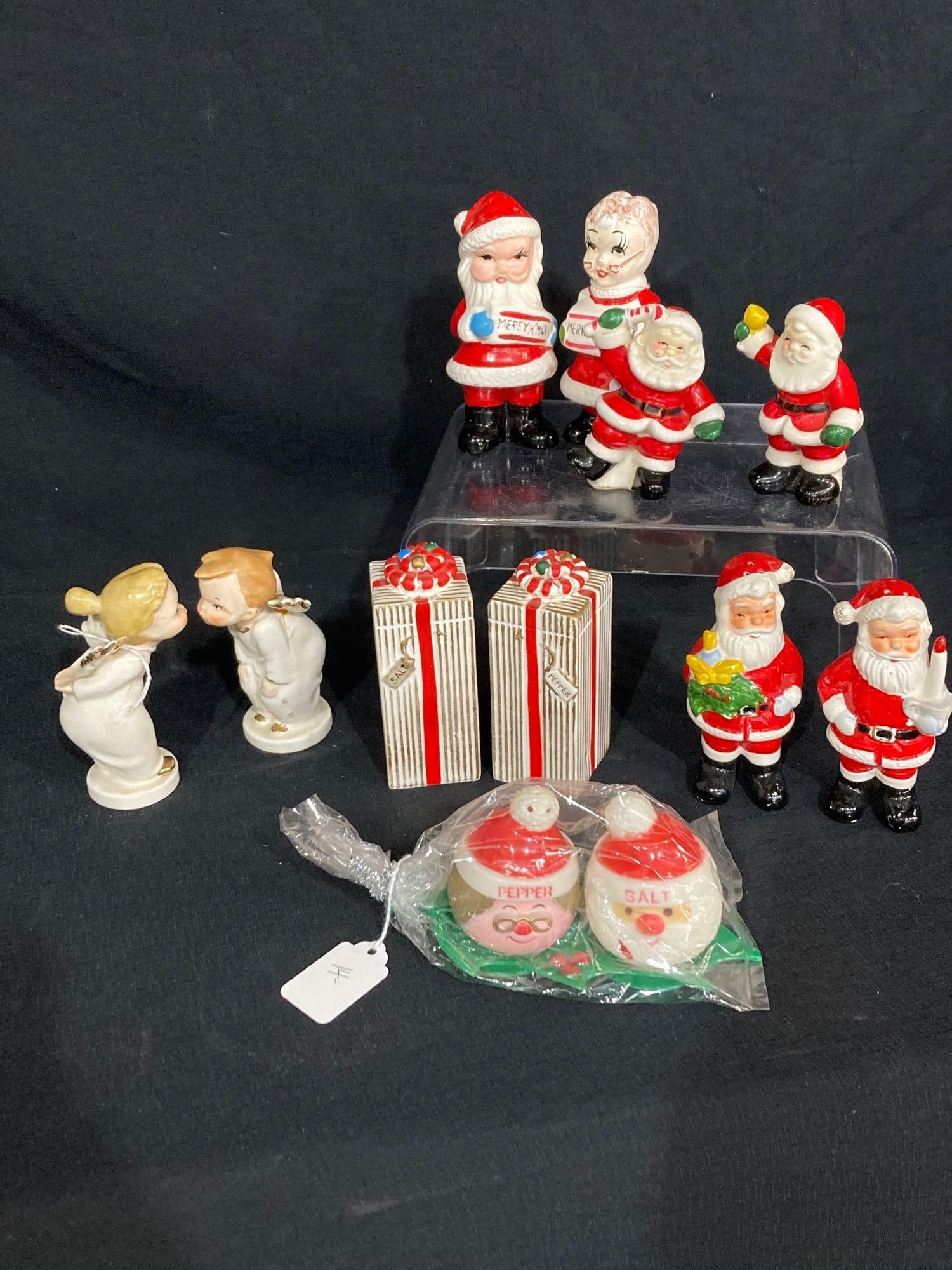 6 PAIR VINTAGE CHRISTMAS S&P SHAKERS (1 of 7)