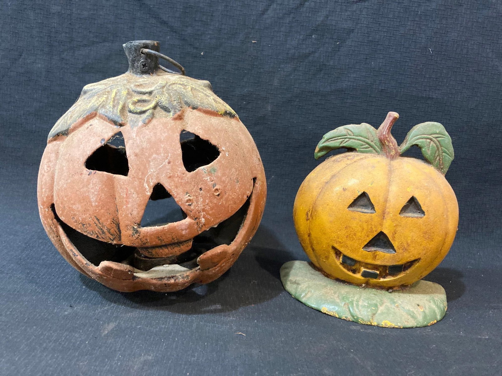 CAST IRON PUMPKIN DOOR STOP AND LANTERN (1 of 5)