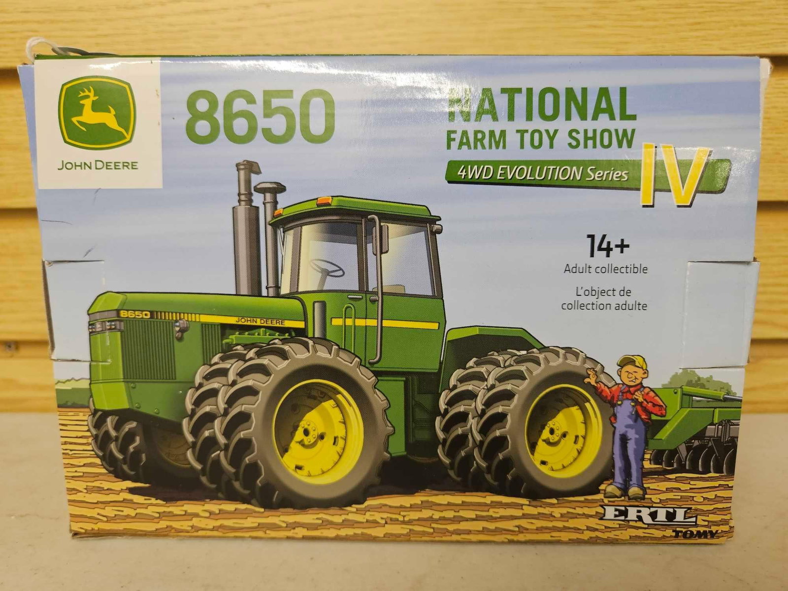 JD 8650 National Farm Toy Show Series IV 4WD Evolution: 2016 1/32 scale