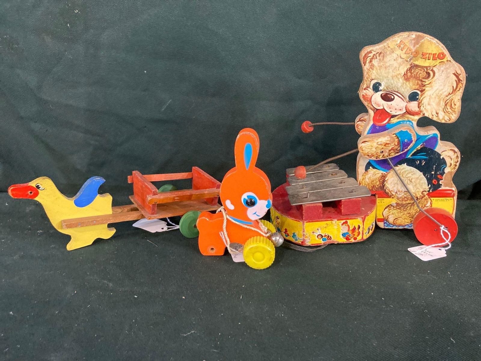 FISHER PRICE, JAPAN, AND OTHER CHILDRENS PULL TOYS (1 of 7)