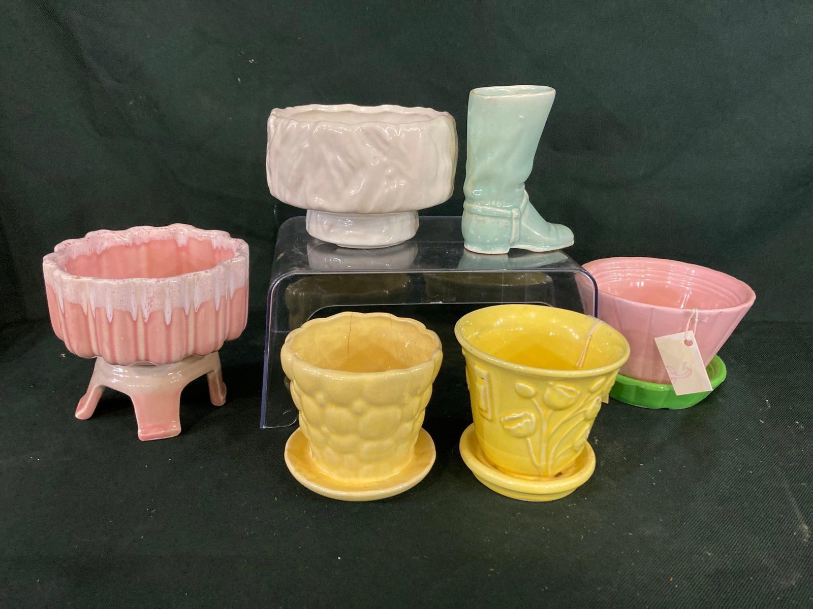 SHAWNEE, MCCOY, USA & OTHER VINTAGE PLANTERS: PASTEL COLORS, NO MAJOR CHIPS OR CRACKS