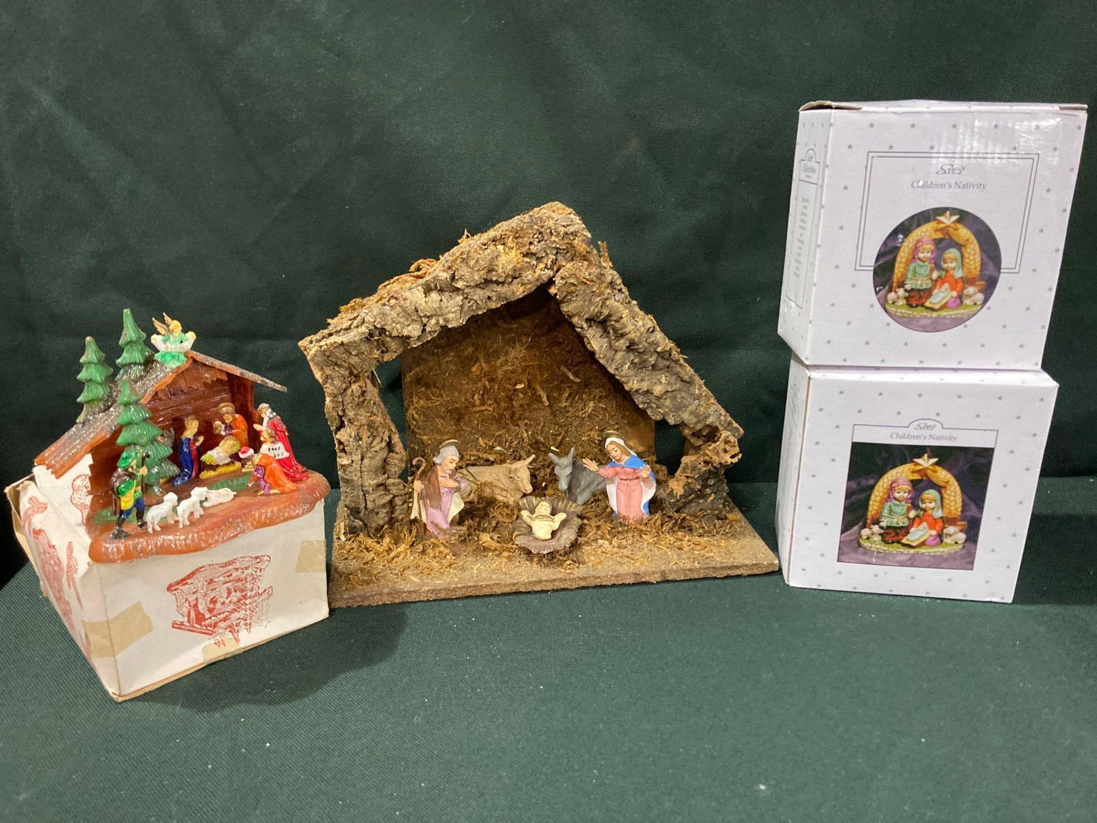 NATIVITY SCENE DECOR (1 of 5)