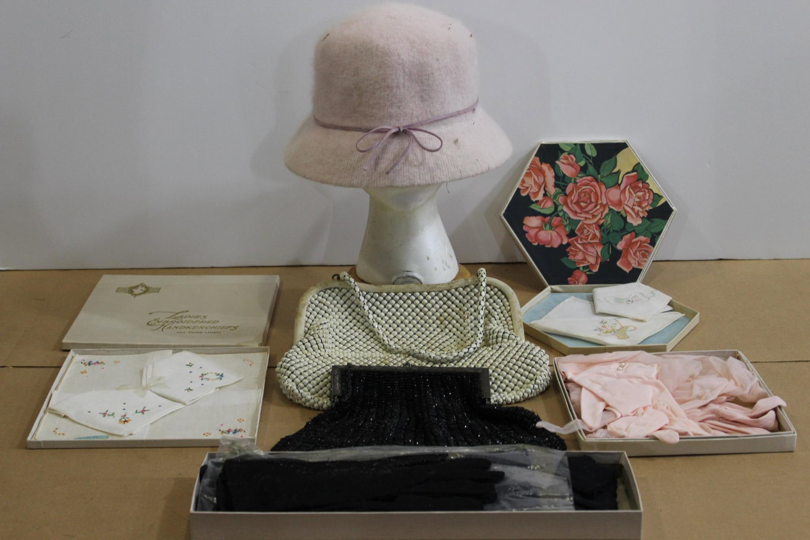 VINTAGE HANDBAGS, HANDKERCHIEFS AND HAT: WOOL HAT IS NEWER