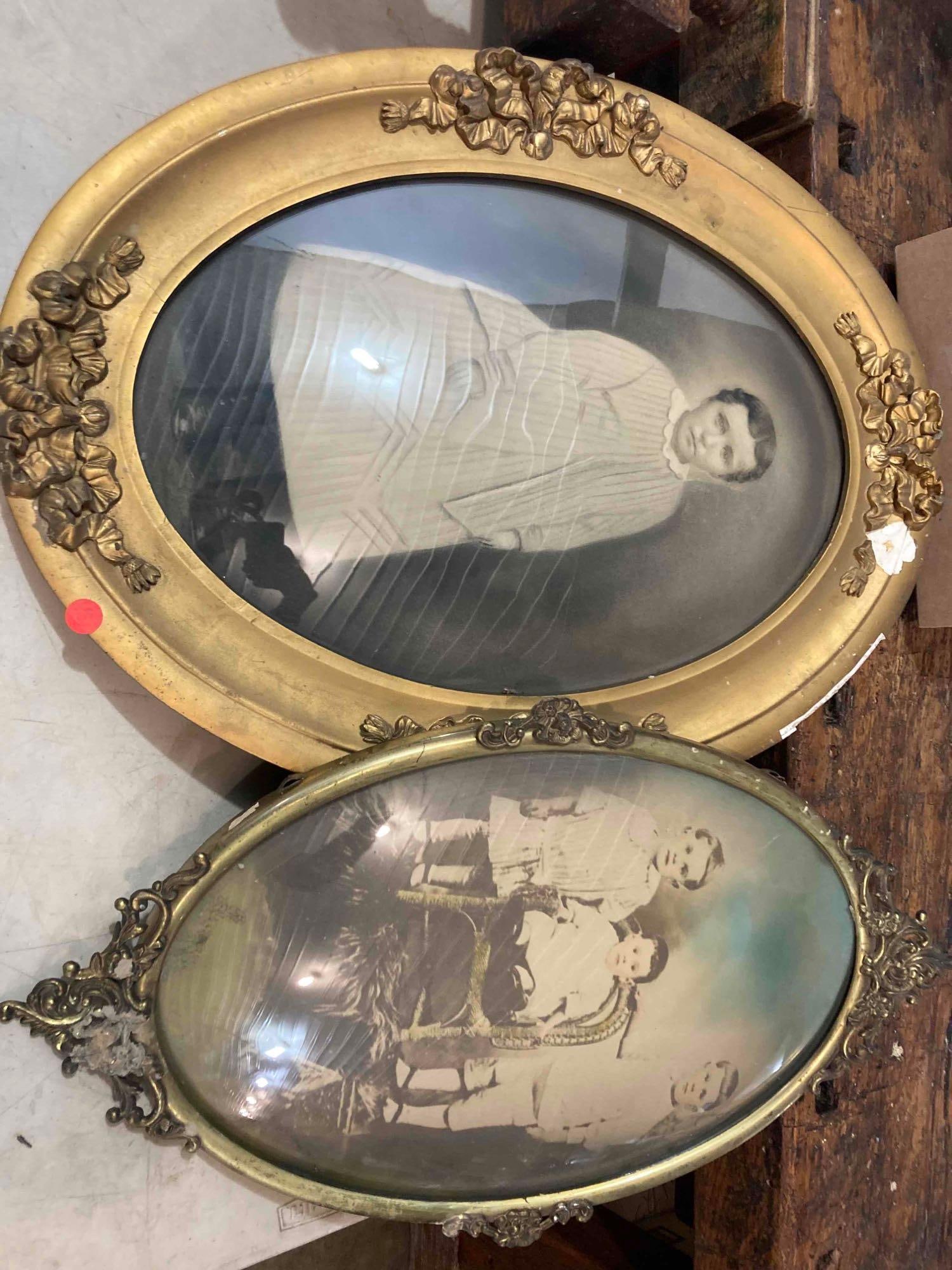 LOT OF 2 EARLY BUBBLE FRAMED PICTURES (1 of 5)