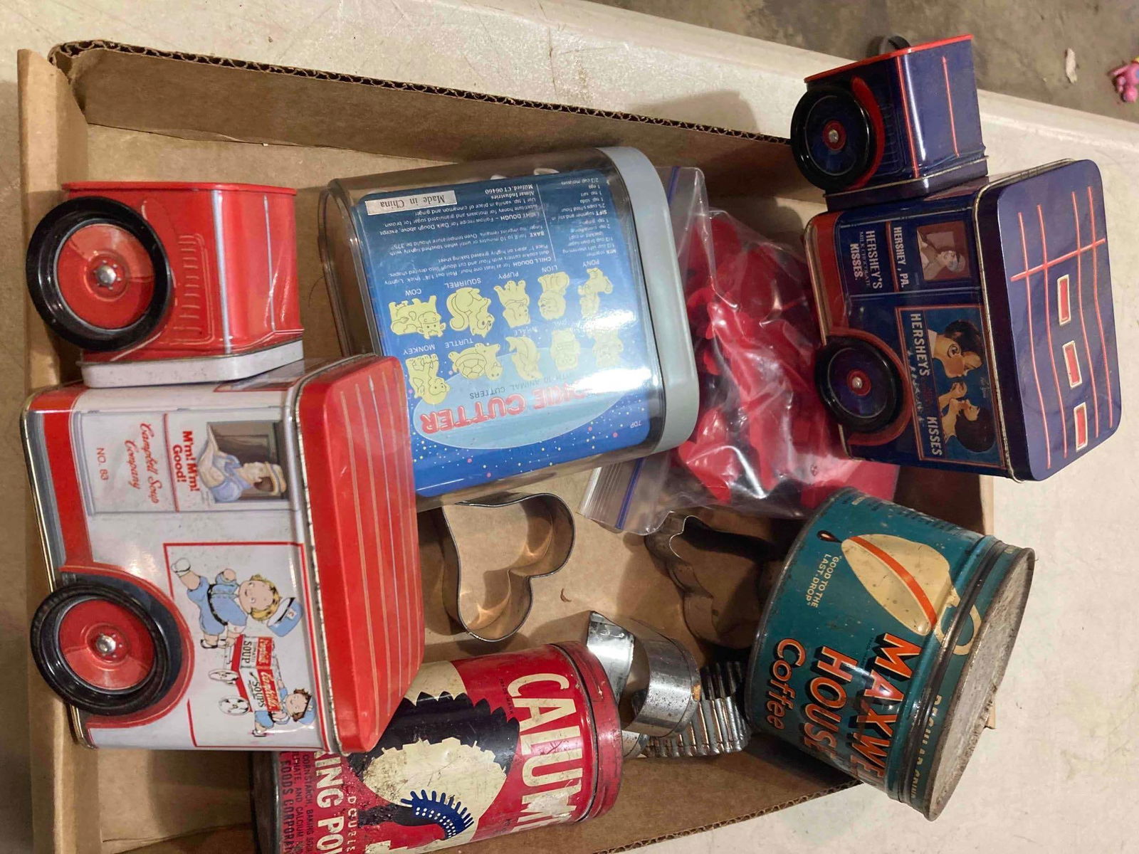 HERSHEYS, MAXWELL HOUSE, & CALUIM BAKING POWDER TINS (1 of 6)