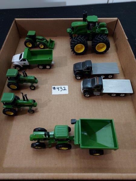 FLAT OF ERTL SMALLS: INCLUDES TRACTORS AND TRUCKS