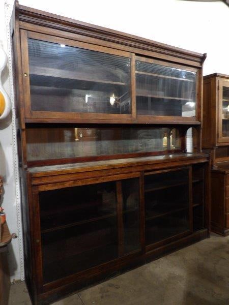 Thos. J. Maddrell 2pc pharmaceutical cabinet  (1 of 9)