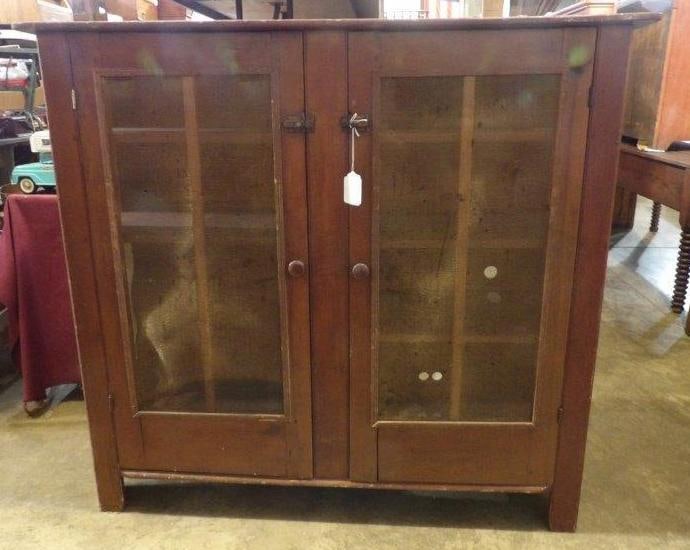 PRIMITIVE 2 DOOR SCREENED PANEL PIE SAFE (1 of 13)