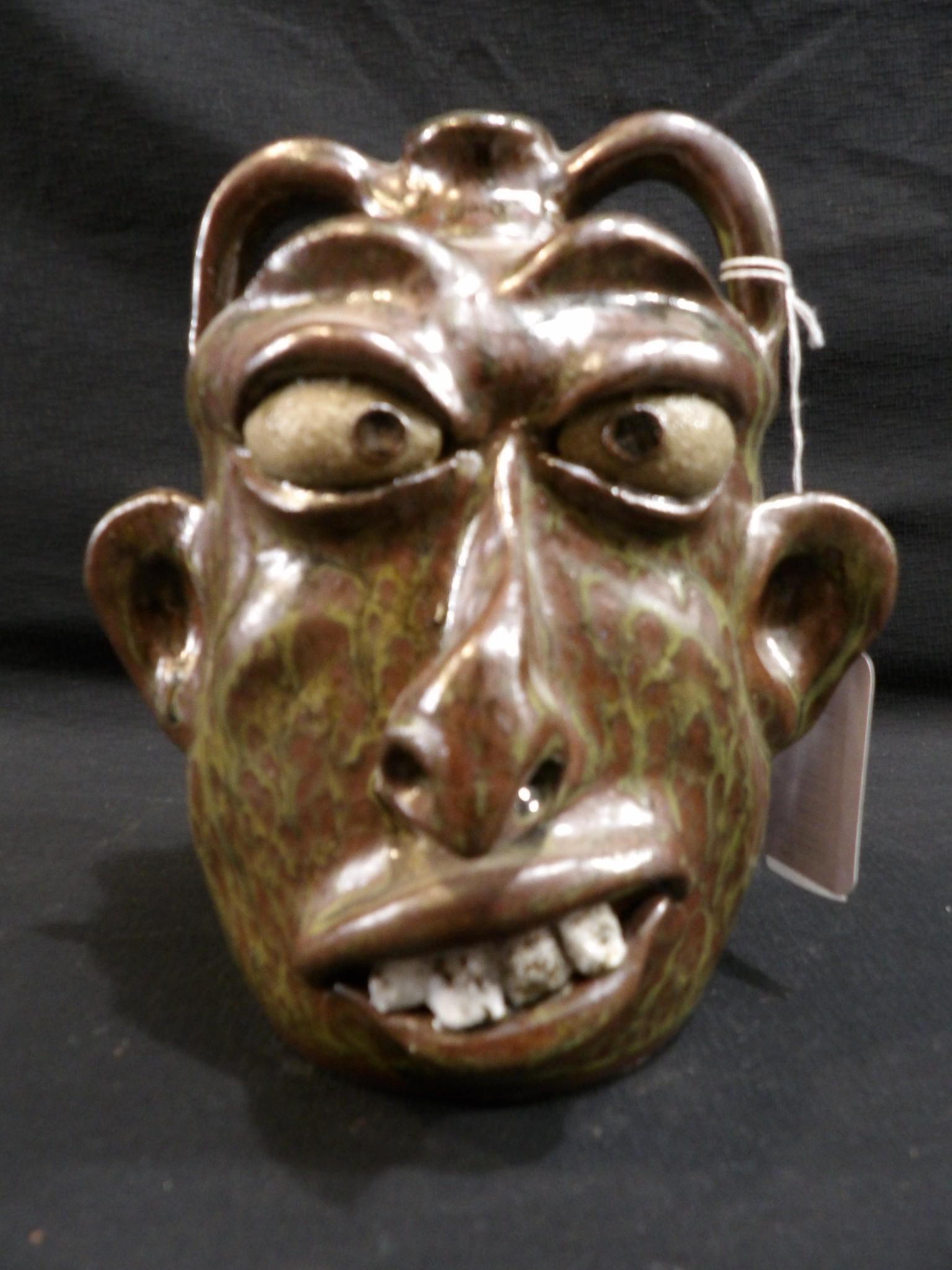 Signed Wayne Hewell 2007 face jug  (1 of 5)