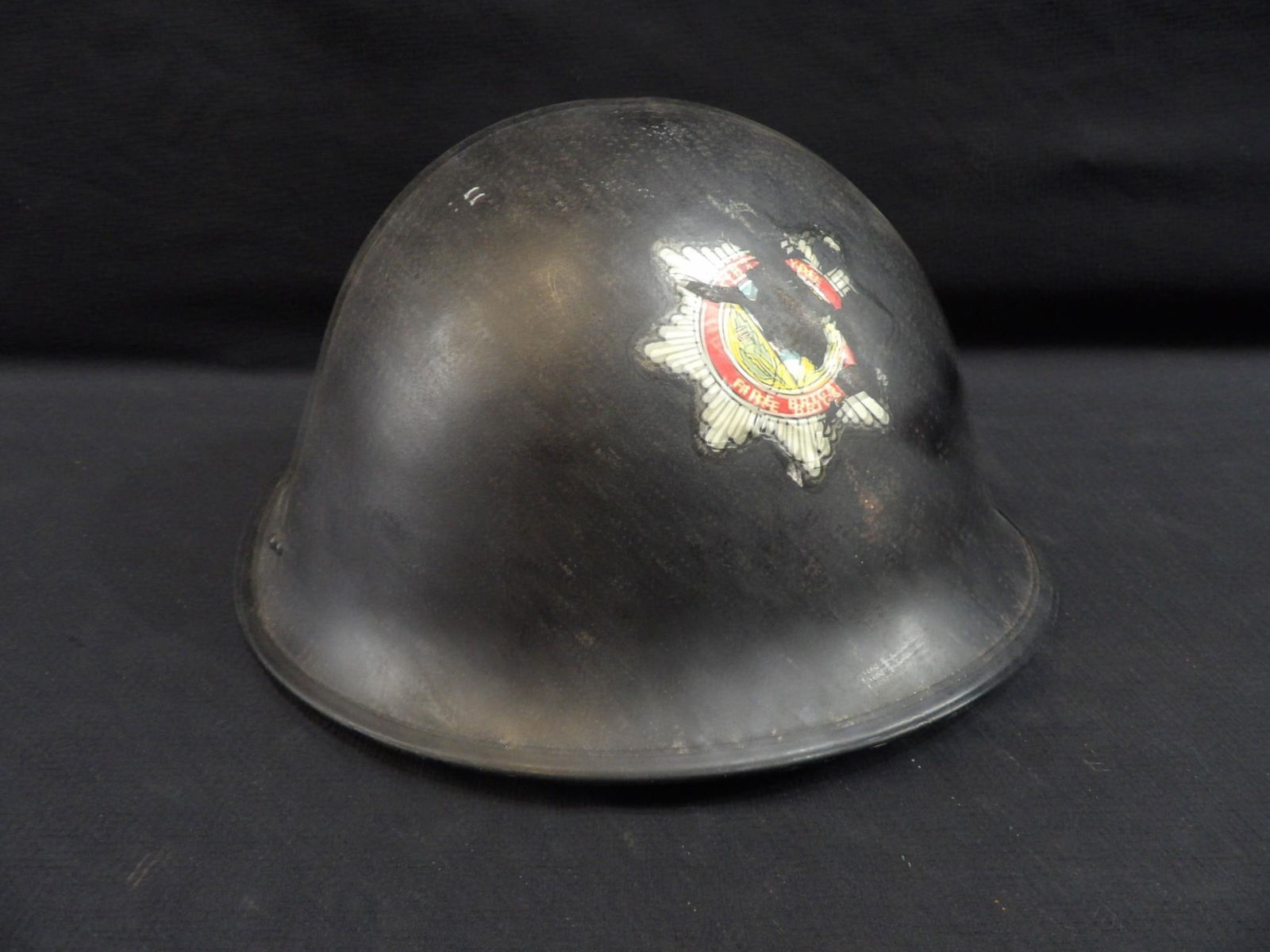 Early MetalIrish/ Scottish Fire Helmet (1 of 5)