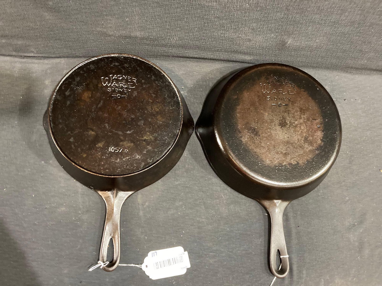 Wagner Sydney #7 & #8 cast iron skillets: #7 With heat ring and both in good clean condition.