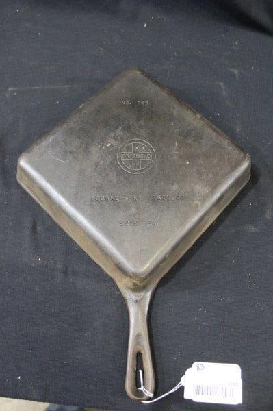 Griswold Square Fry skillet  (1 of 3)