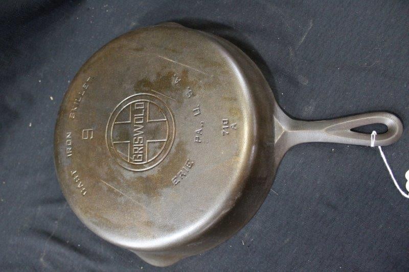 Griswold #9 cast iron skillet  (1 of 3)