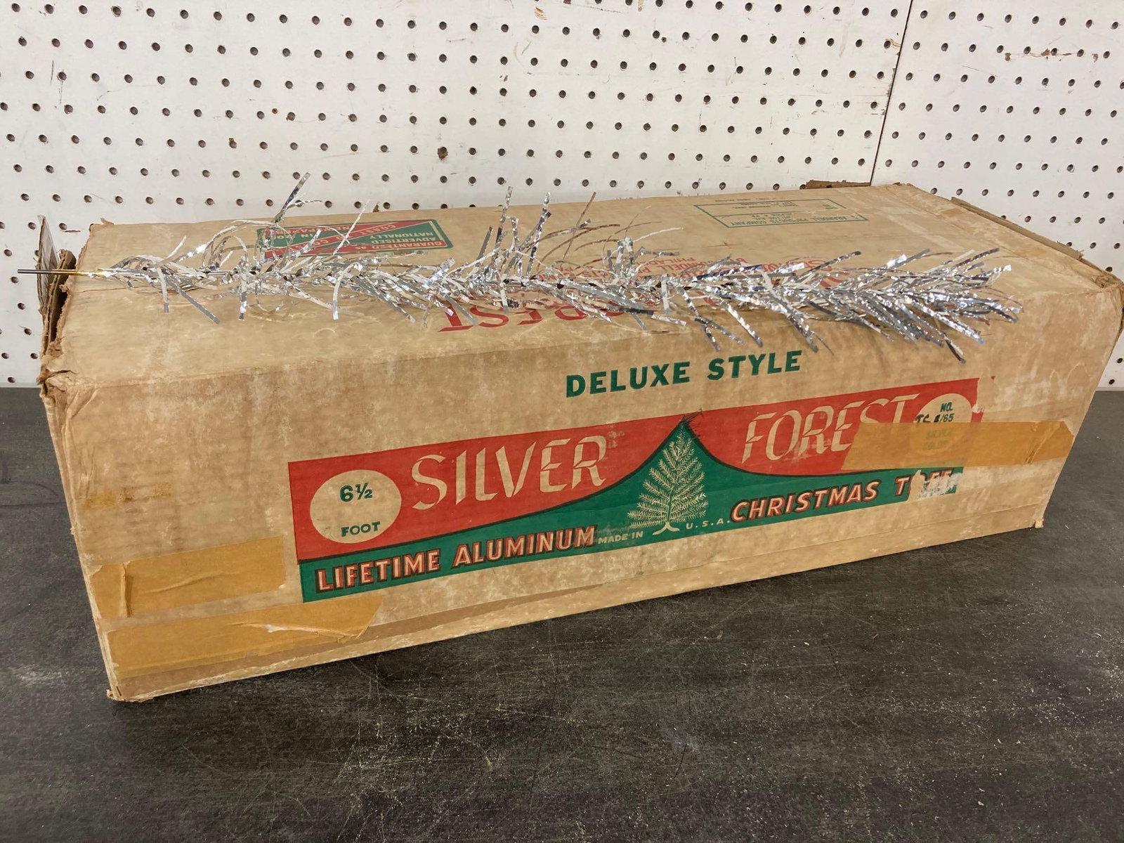 SILVER FOREST ALUMINUM CHRISTMAS TREE 6.5 FT: IN ORIGINAL BOX