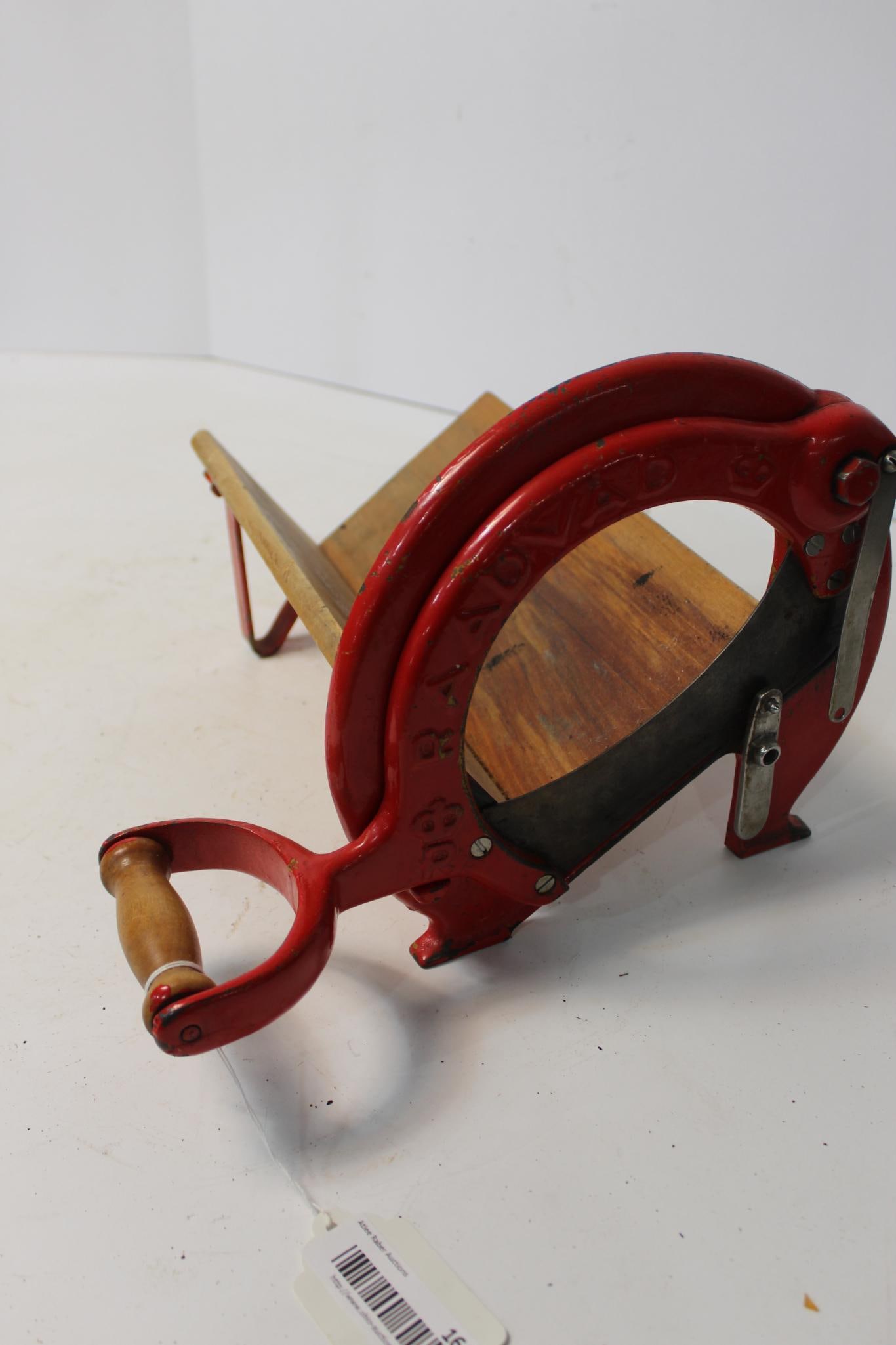 MIDCENTURY DANISH RED RAADVAD BREAD SLICER (1 of 3)
