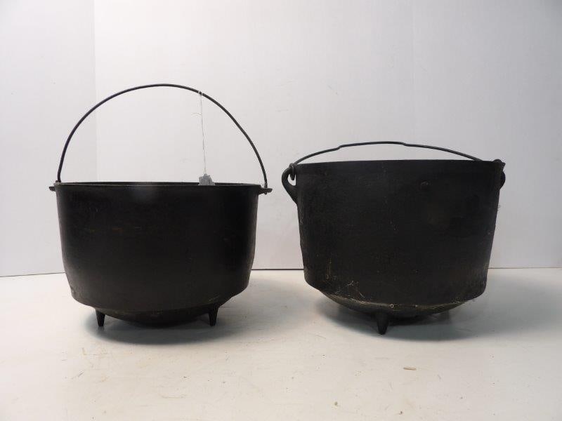 LOT OF 2 FOOTED CAST IRON POTS (1 of 4)