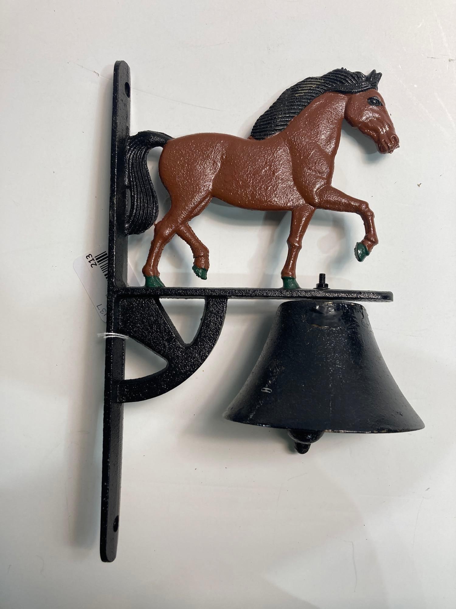 CAST IRON HORSE DINNER BELL (1 of 5)